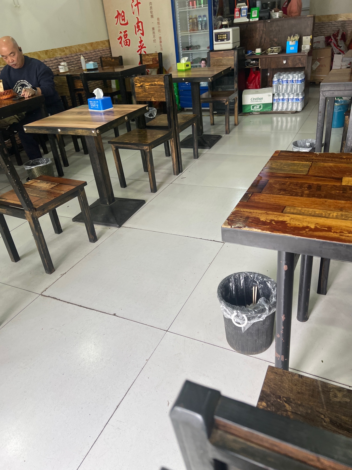 旭福腊汁肉夹馍(天山壹方中心店)