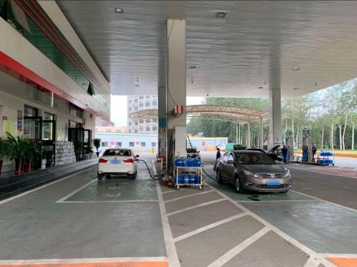 中油昆仑新安LNG加气站