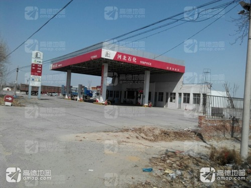 哈鹿加油站