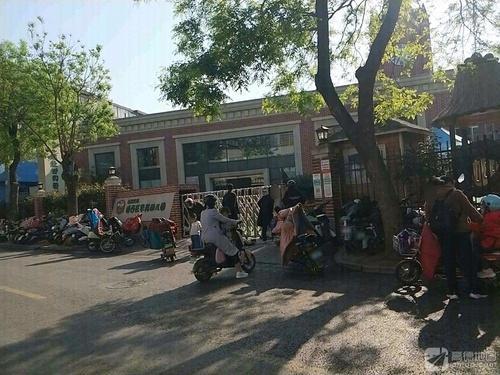 花婆婆幼儿园华美园