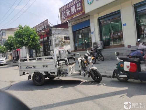 恋尚骨汤麻辣烫(东门店)