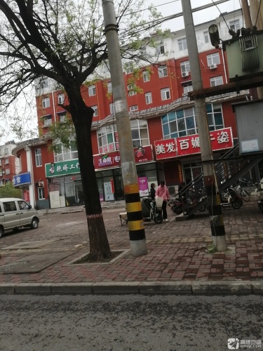 美发百媚千姿
