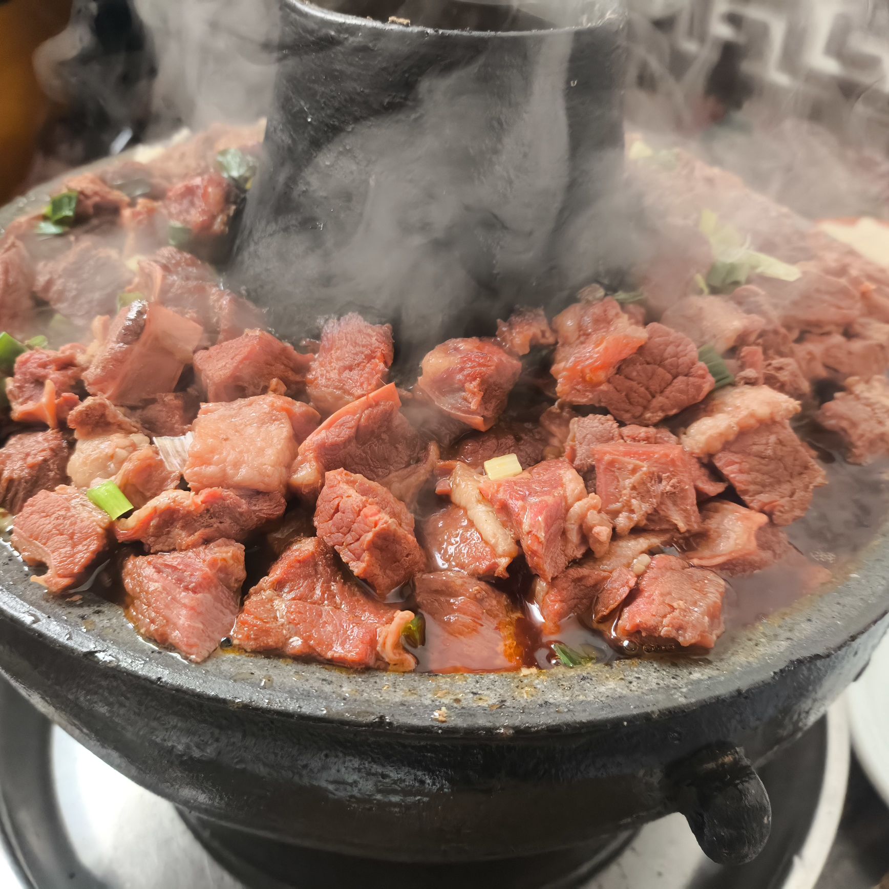 泥锅炖肉