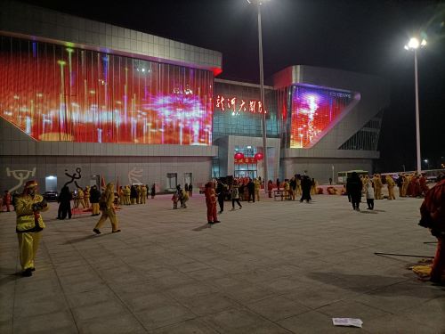 龙河大剧院