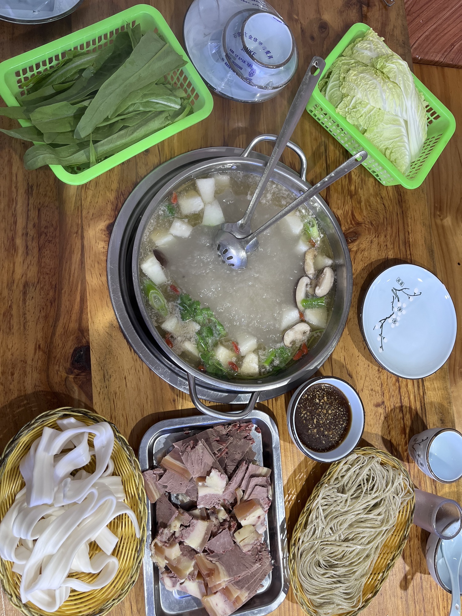 驴肉火锅坊(都市怡景北区店)