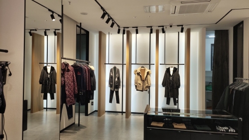 允硕(石家庄润德万科店)