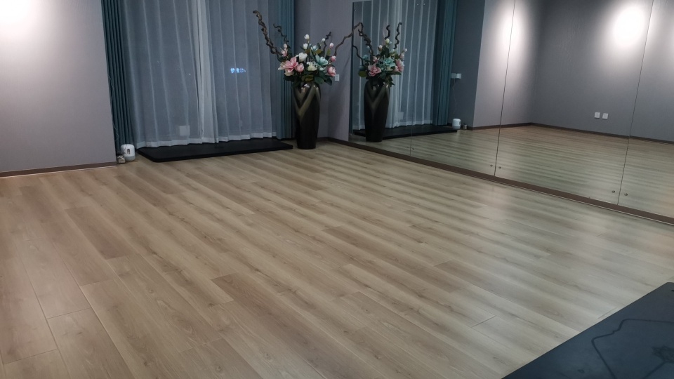 娜娜瑜伽(石家庄宝能中心店)