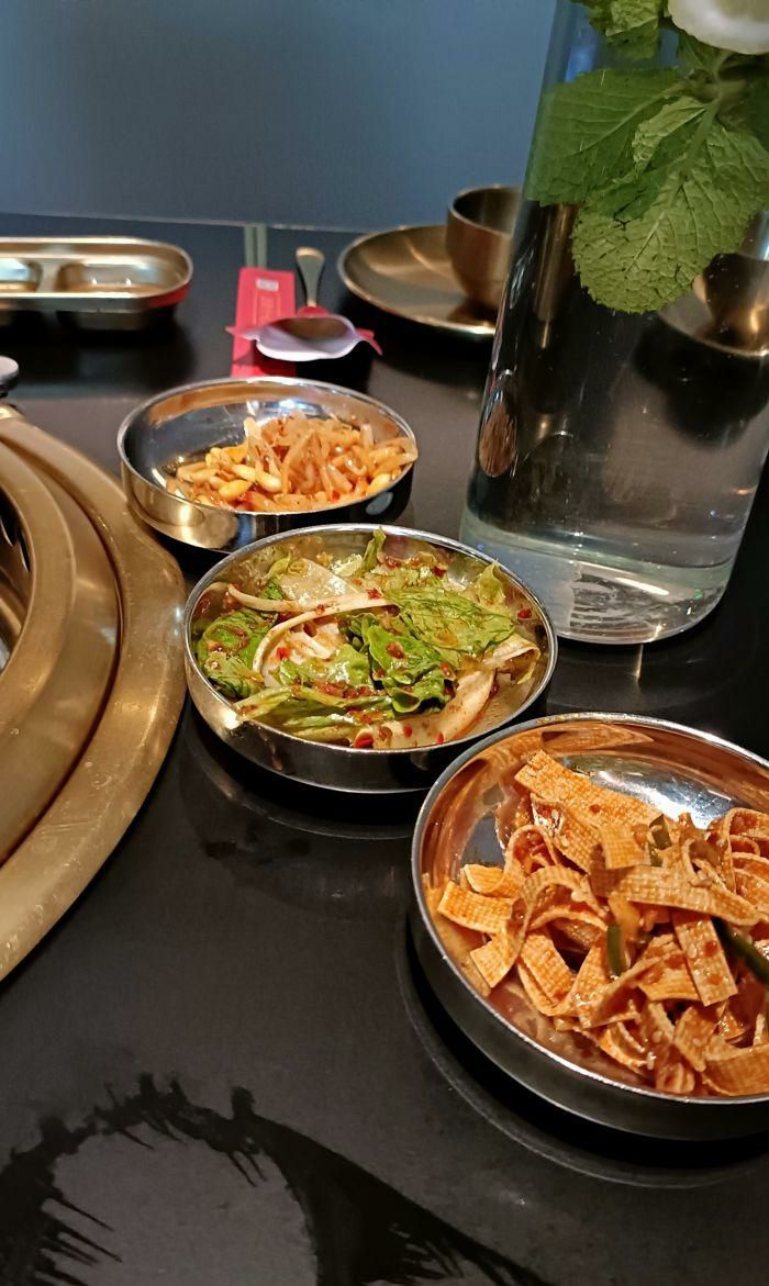 清真九和顺烧烤铜锅涮红焖羊肉