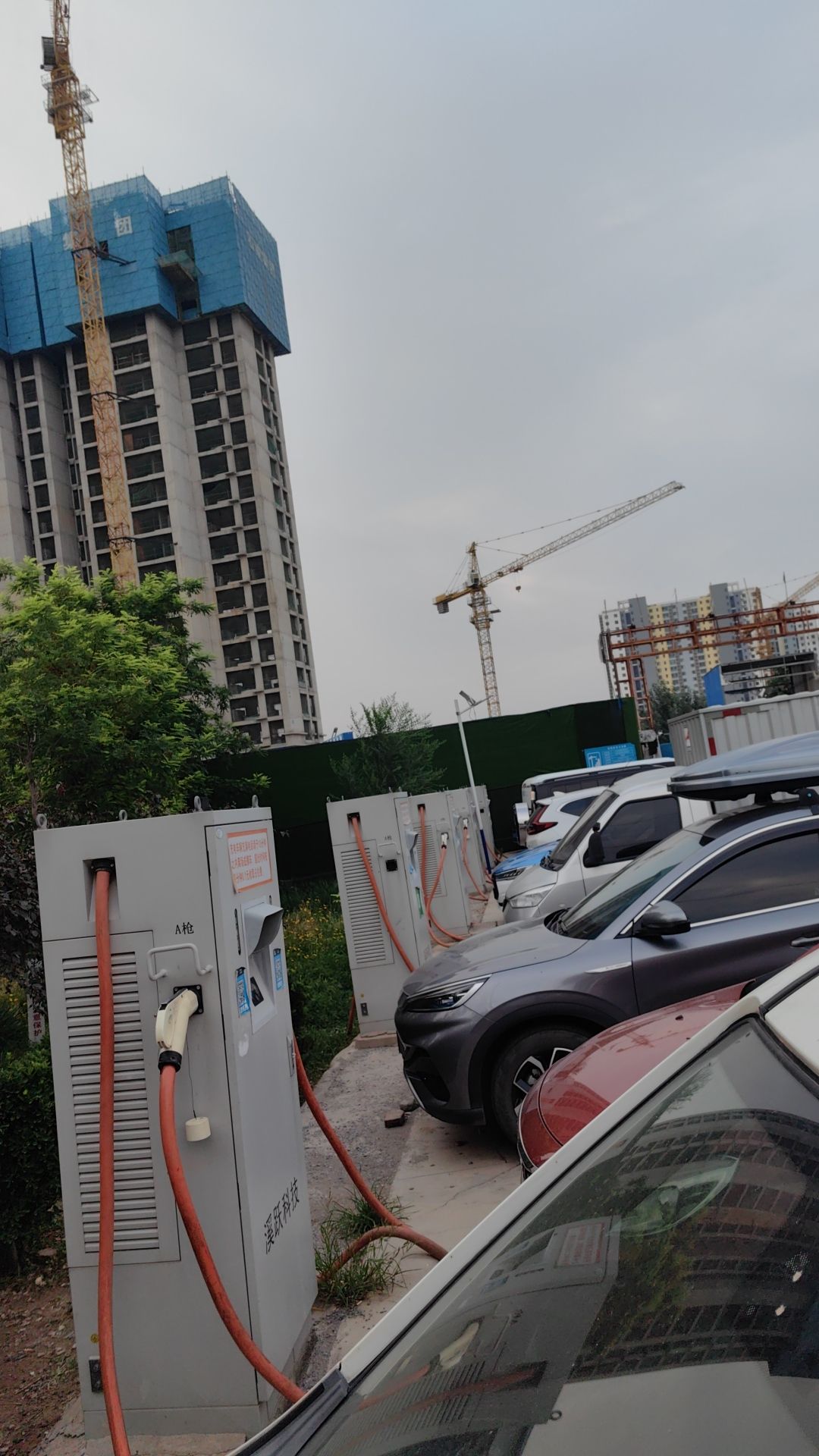 云快充汽车充电站(溪跃科技军官城)