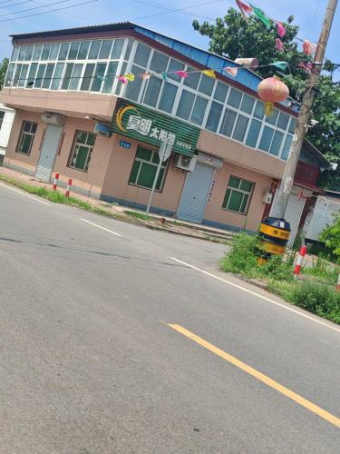 皇明太阳能(回新公路店)