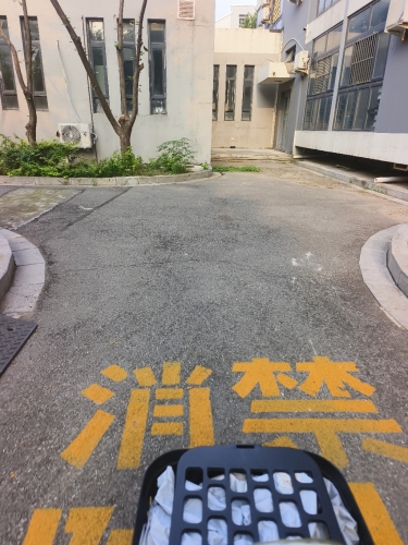 河北师范大学新校区-操场饭桌