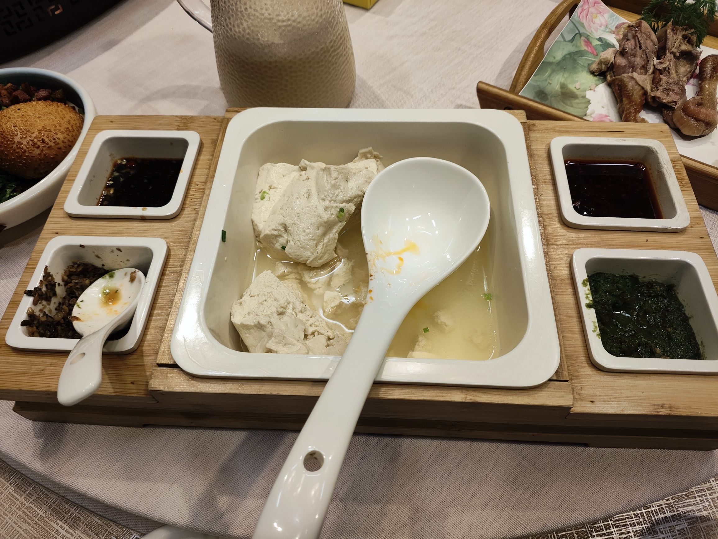 金河湾大酒店