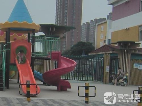 美嘉城幼儿园