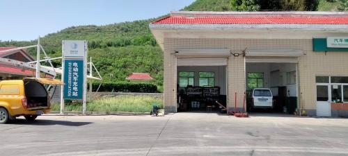 国家电网汽车充电站(西柏坡高速鹿泉服务区充电站石家庄方向)