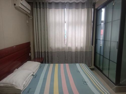 鸿运宾馆(石家庄正定国际机场店)