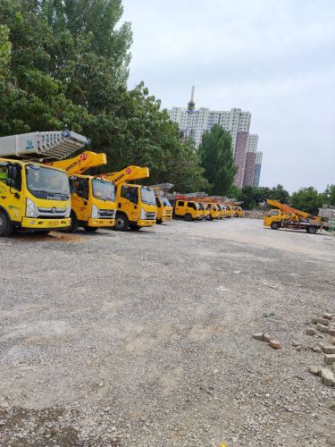 益鑫高空云梯车
