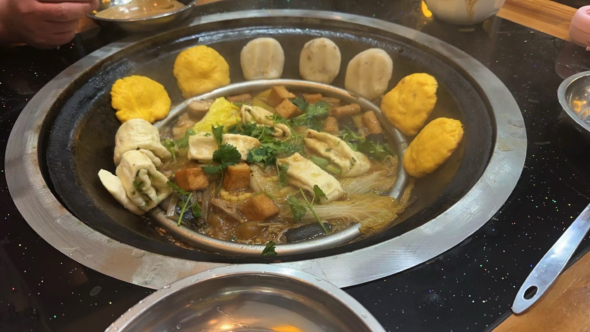 东北铁锅炖(繁荣大街店)