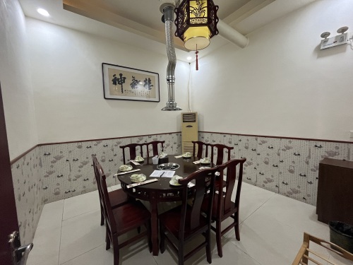 小酒馆铜锅涮肉