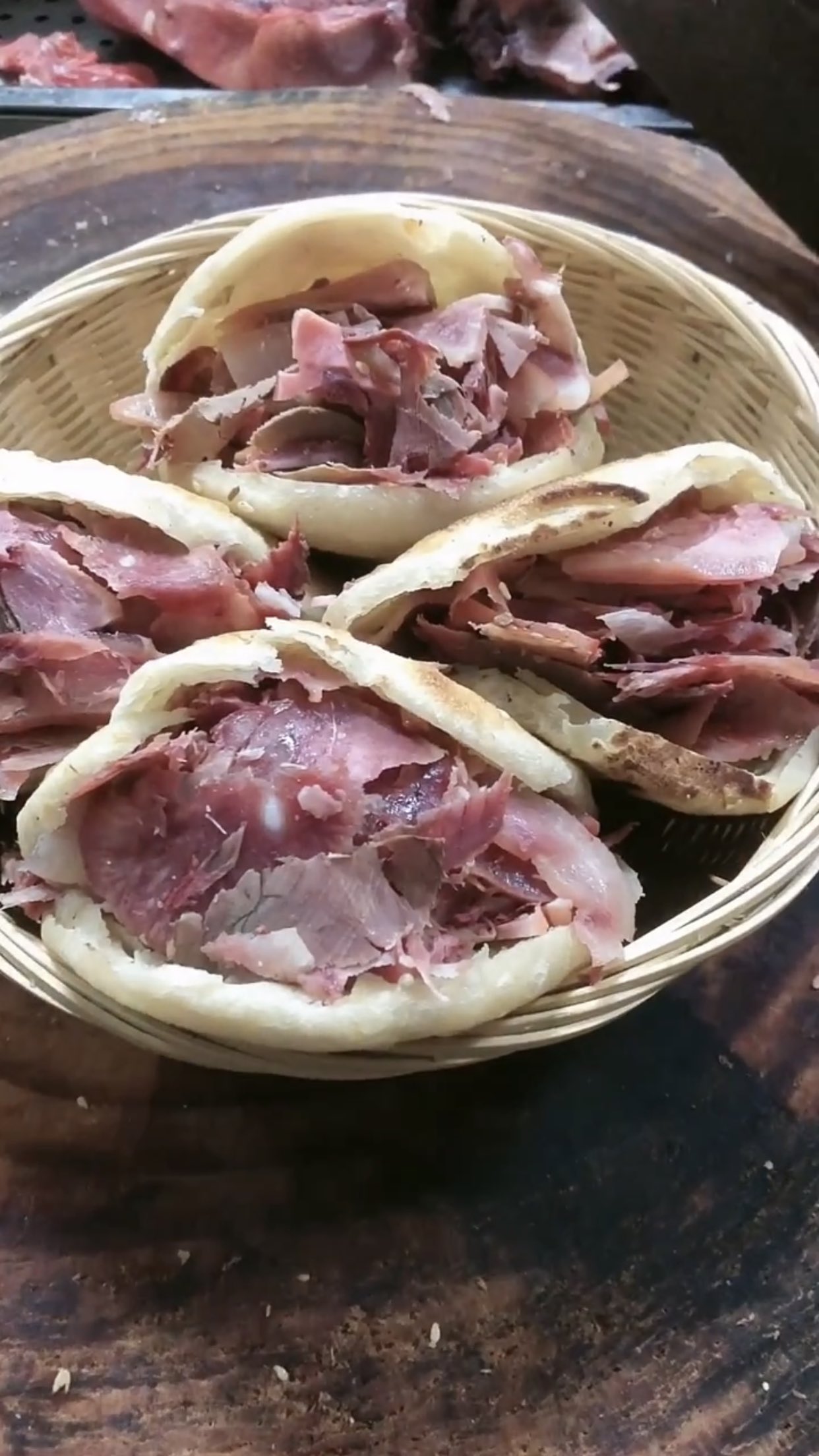 小松烧饼裹肉