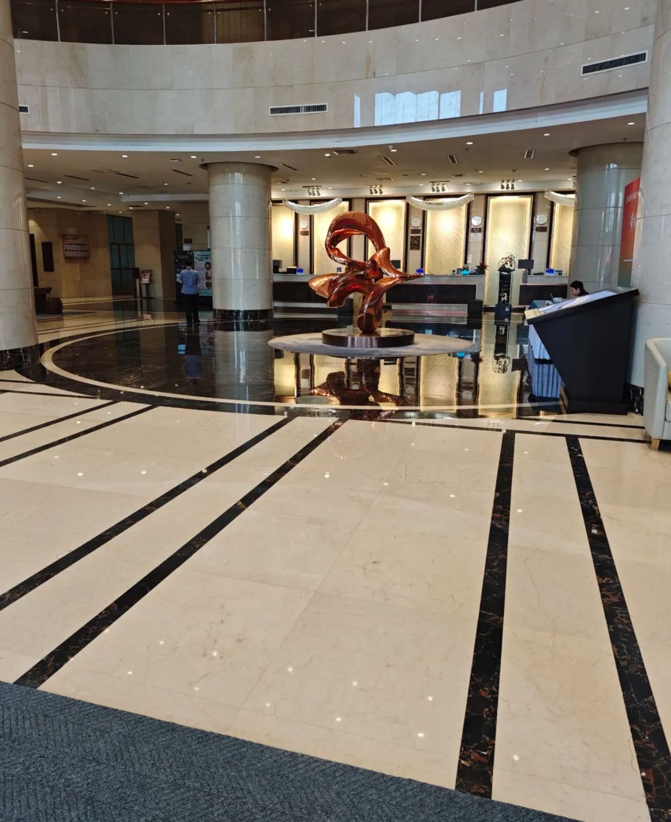 河北敬业大酒店大堂