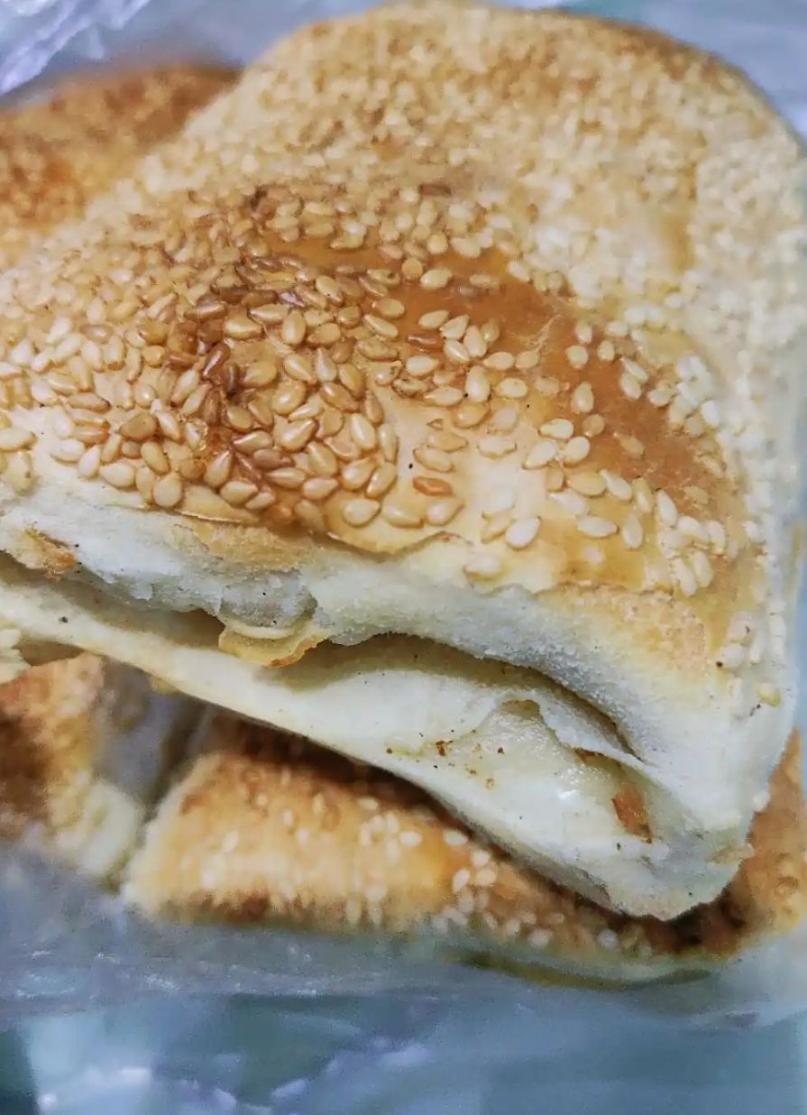 康彦宾沿村缸炉烧饼