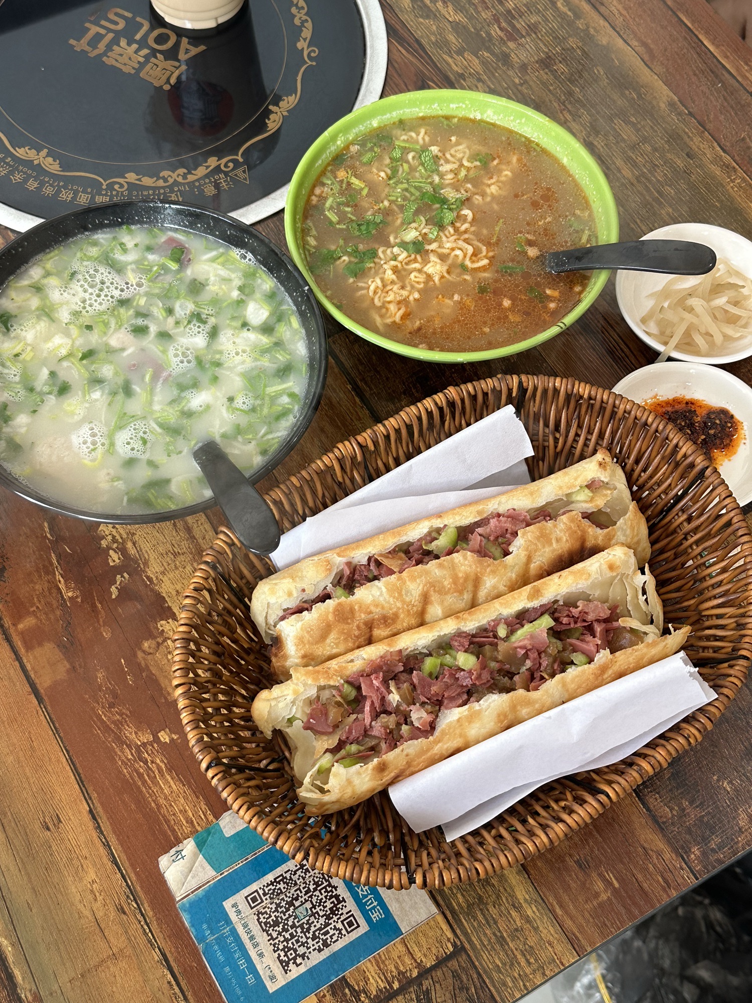脆脆香驴肉火烧(分店)