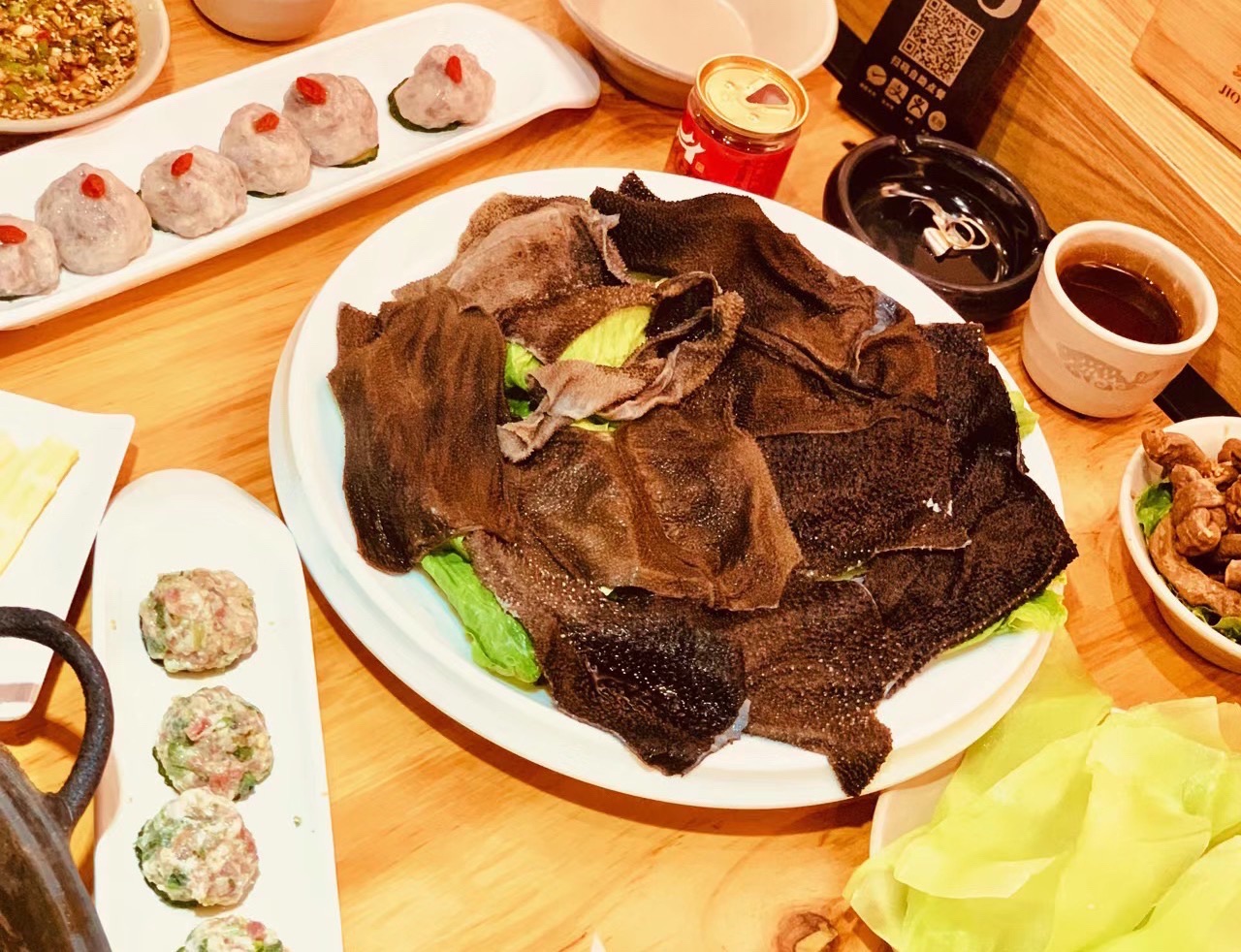 赞皇县蜀派火锅店