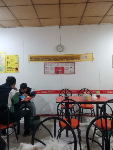 佳运小吃老字号烧饼羊肉汤