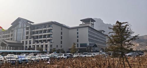 峪泉山庄接待处(龙泉湖酒店)