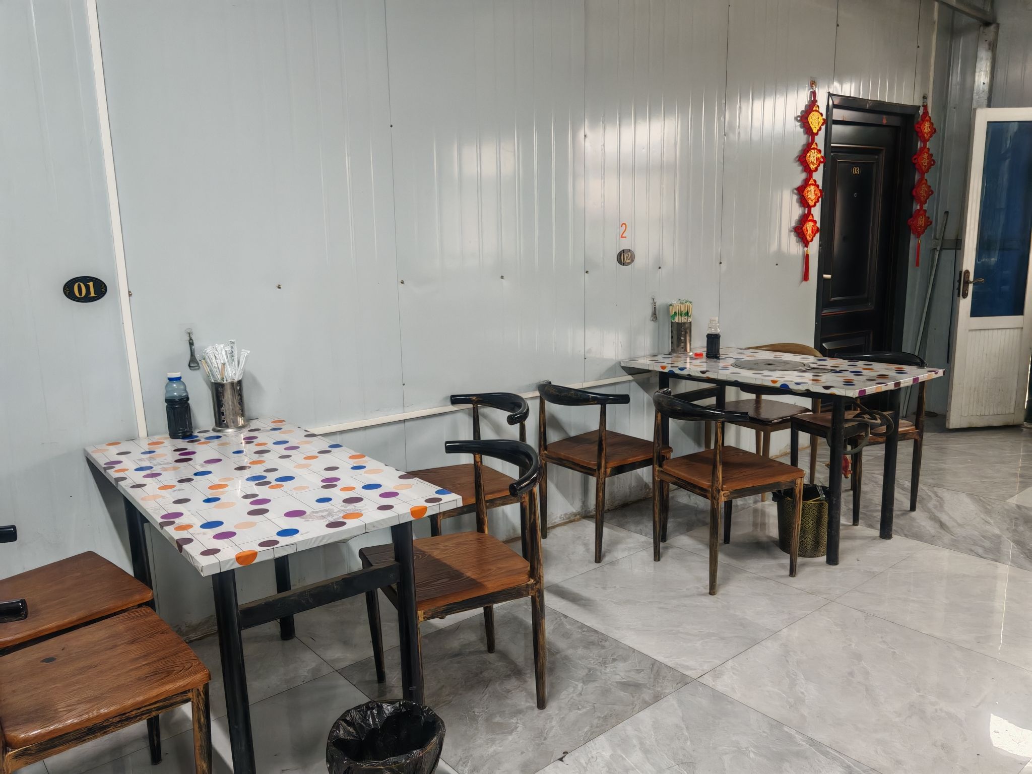 赵县小郝庄村三撇饭店