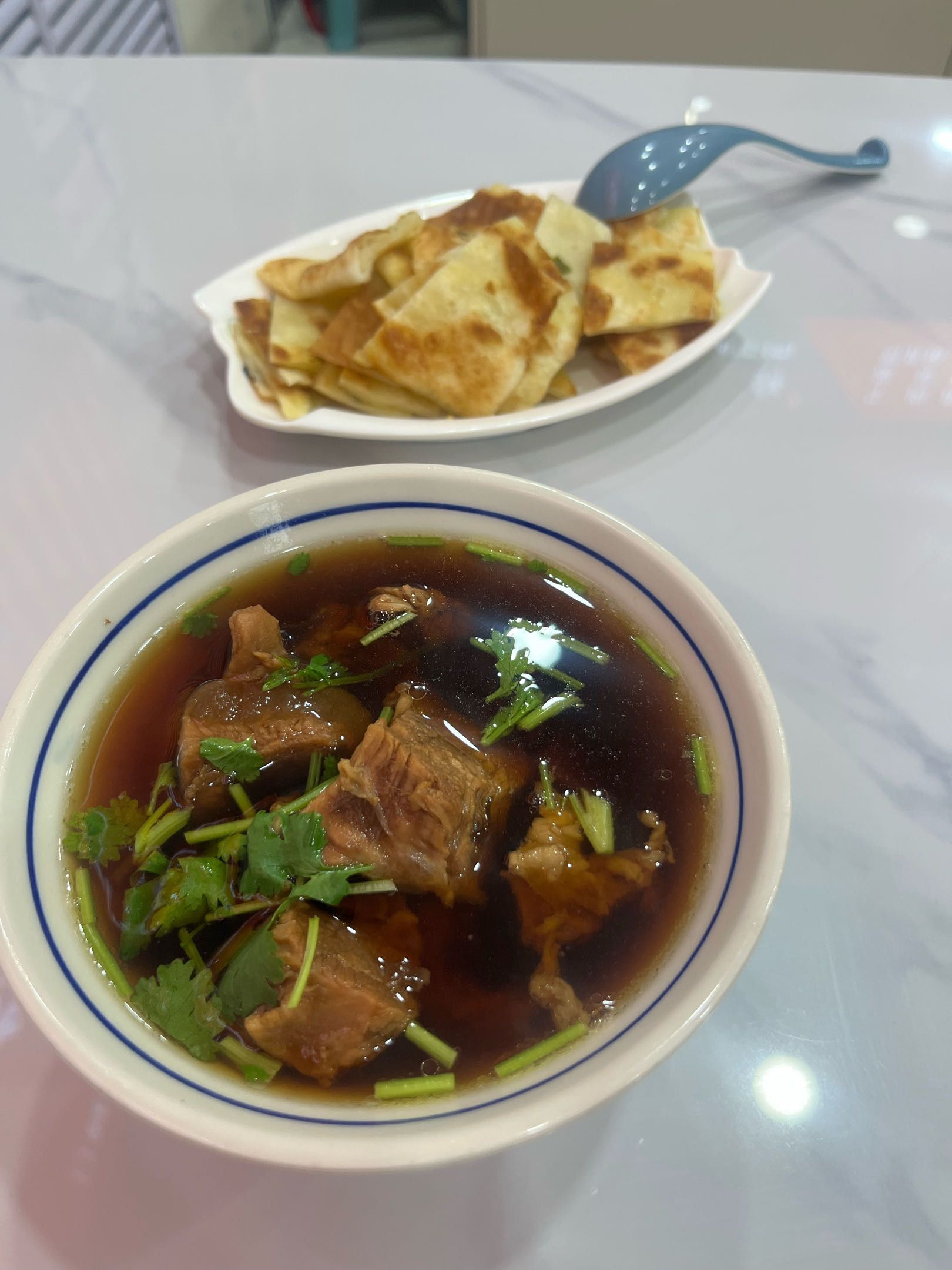 鹿一轩鲜牛肉火锅一碗牛肉(帝华·水岸华苑店)
