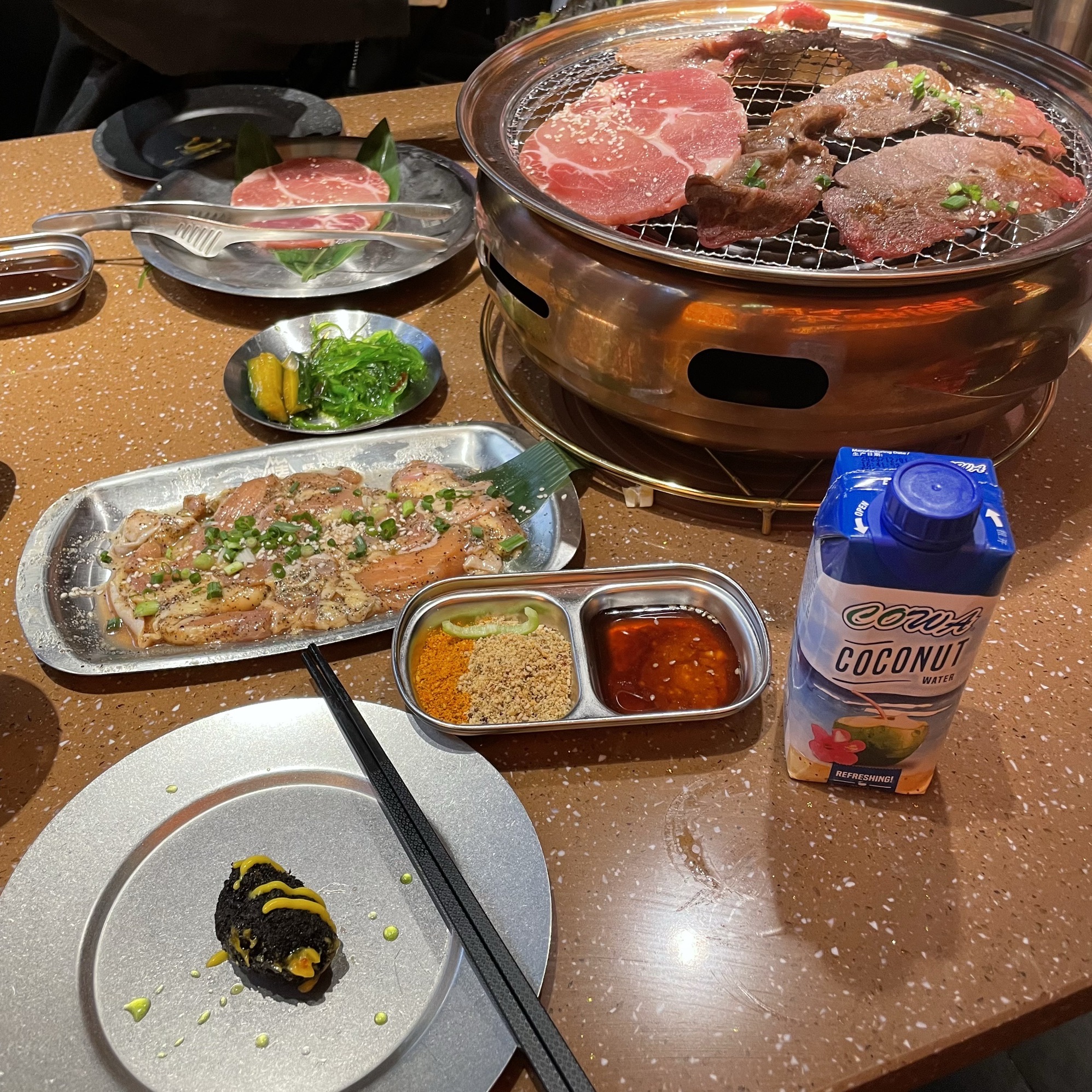 烤本烤·自助烤肉(砂之船店)
