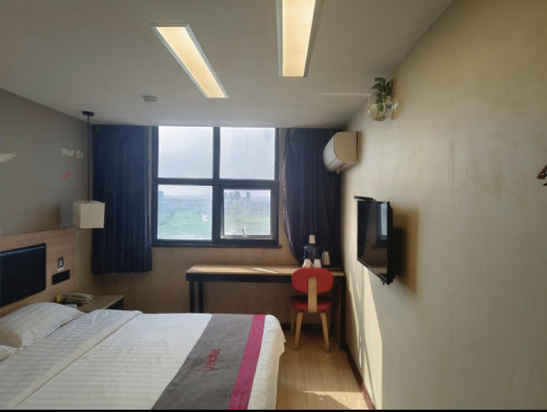 尚客优快捷酒店(行唐经济开发区店)