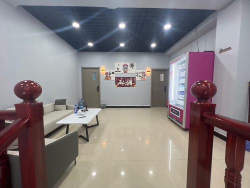 杠上花棋牌俱乐部(蟠龙路店)