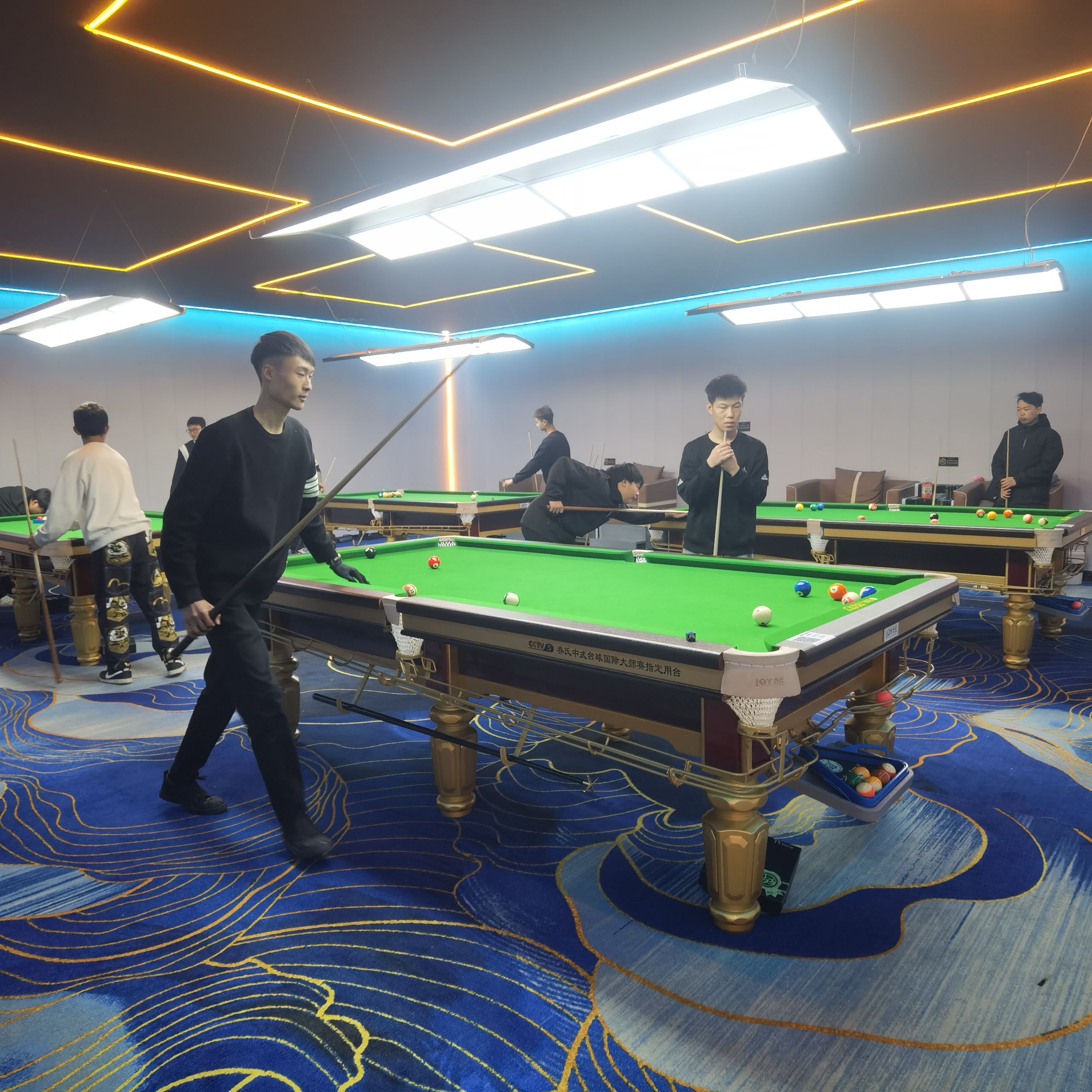 金杆台球俱乐部