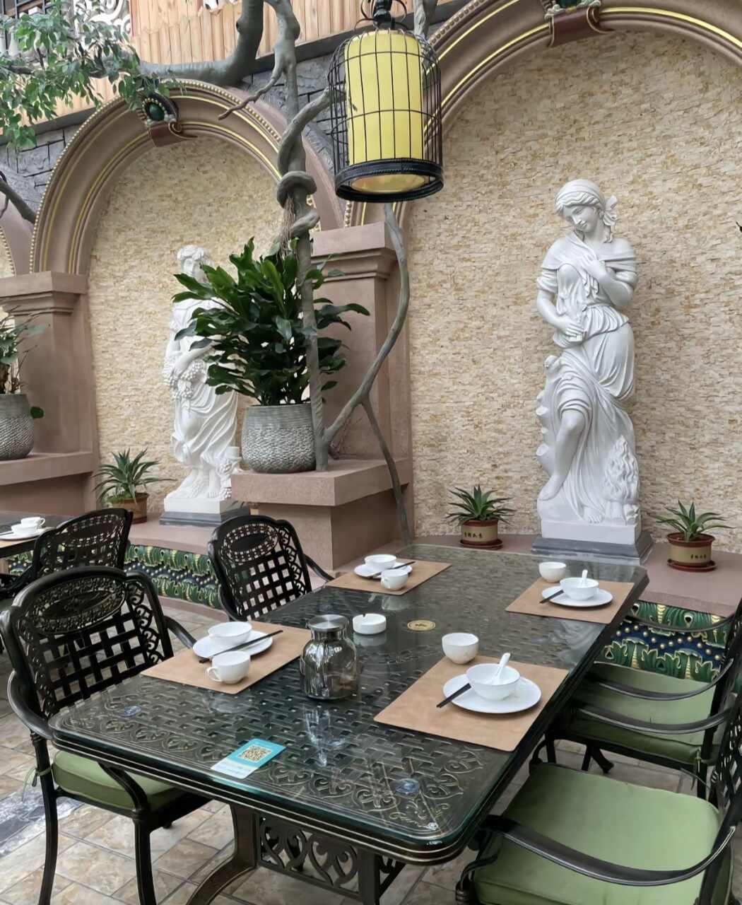 赵县欧艺食尚餐厅