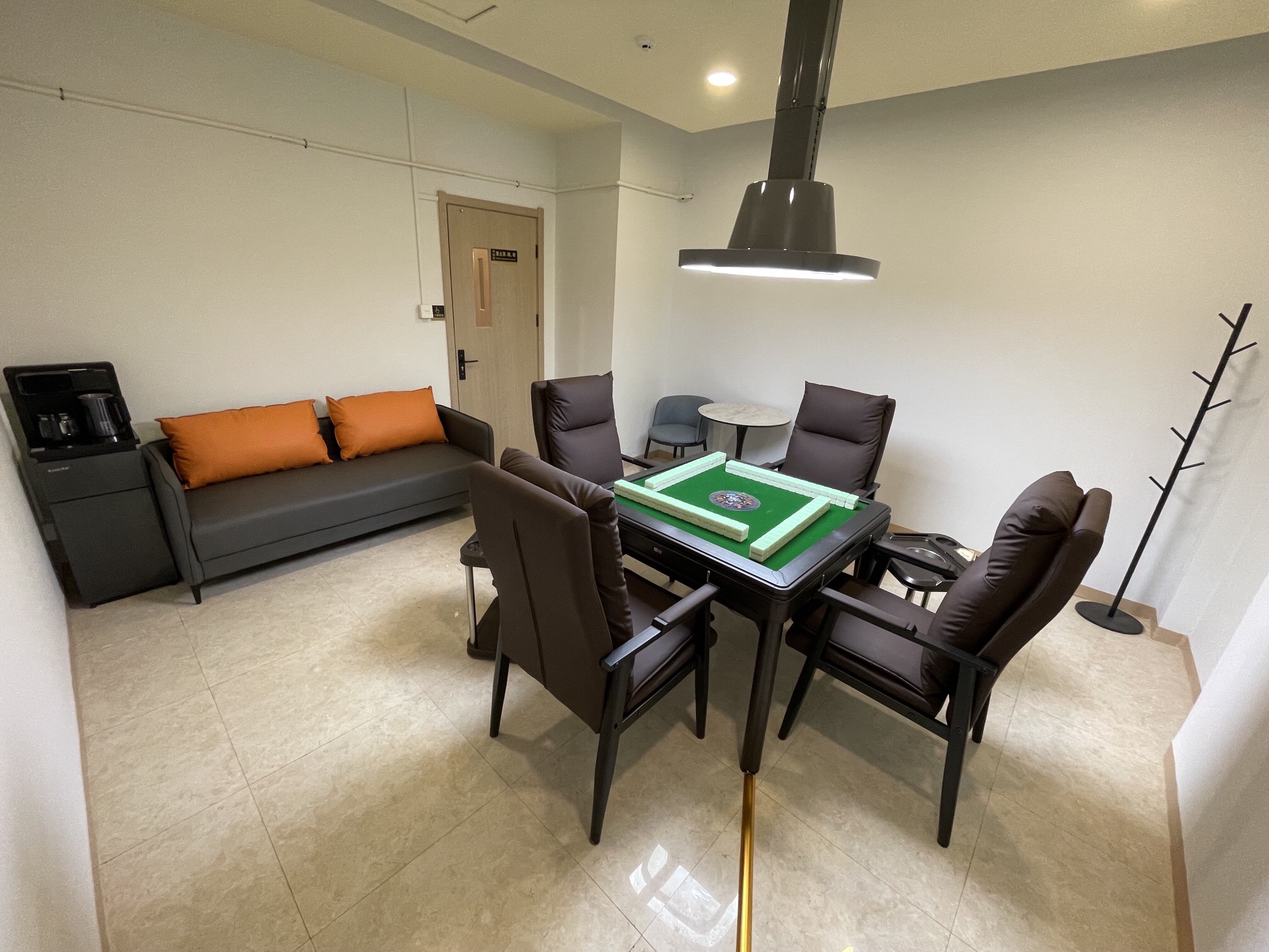 雀掌柜智能棋咖(塔坛店)