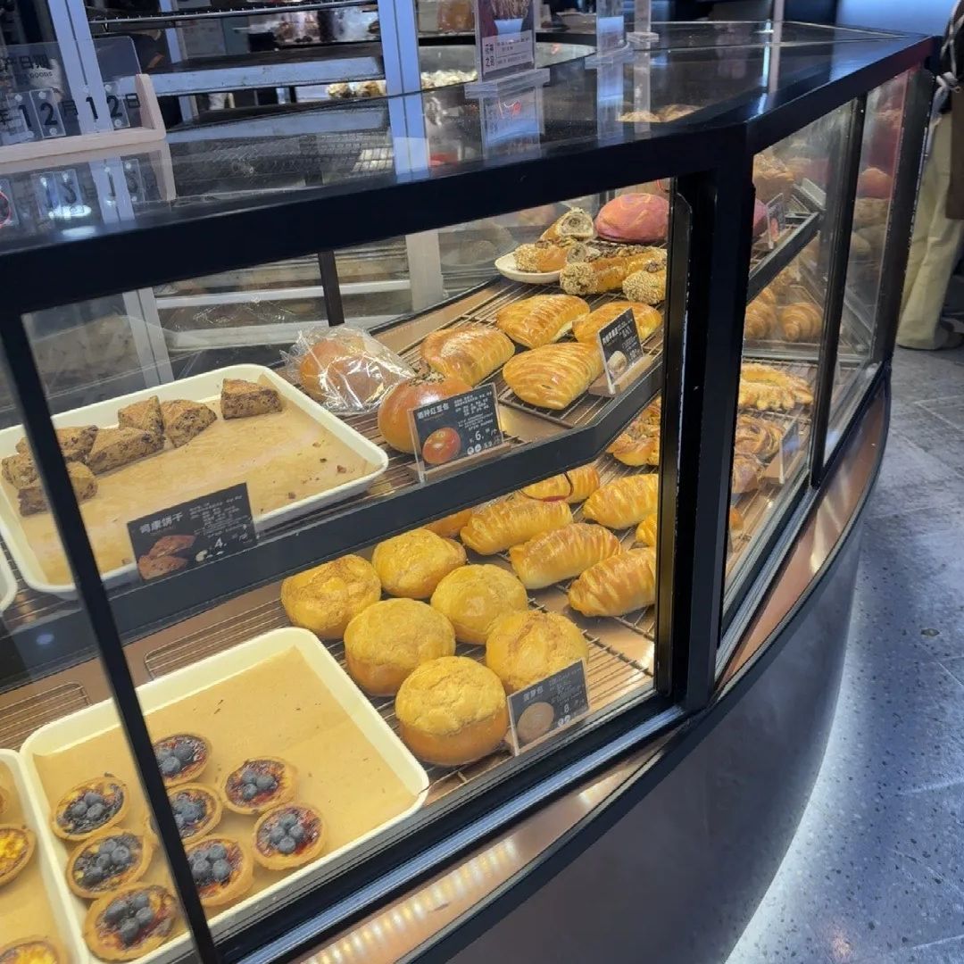 啡洛那·面包·吐司(新百广场店)