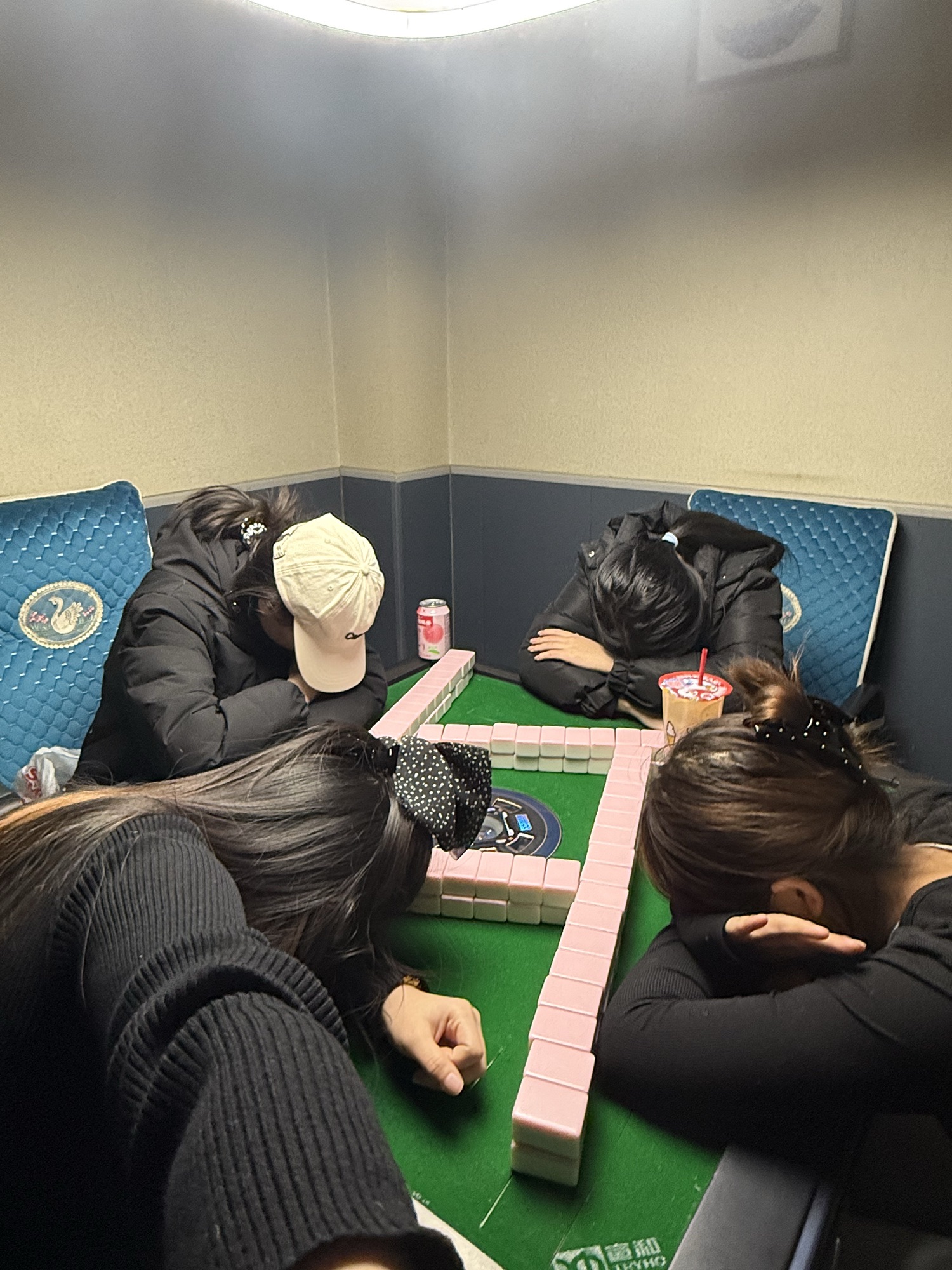 雀掌柜棋牌·台球