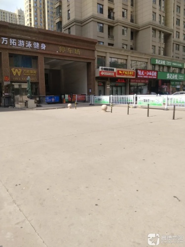 万拓健身(泰丰观湖店)