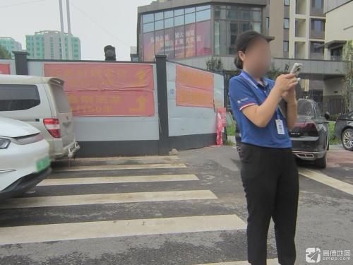 果鑫烟酒茶(中国铁建·西派江玥店)