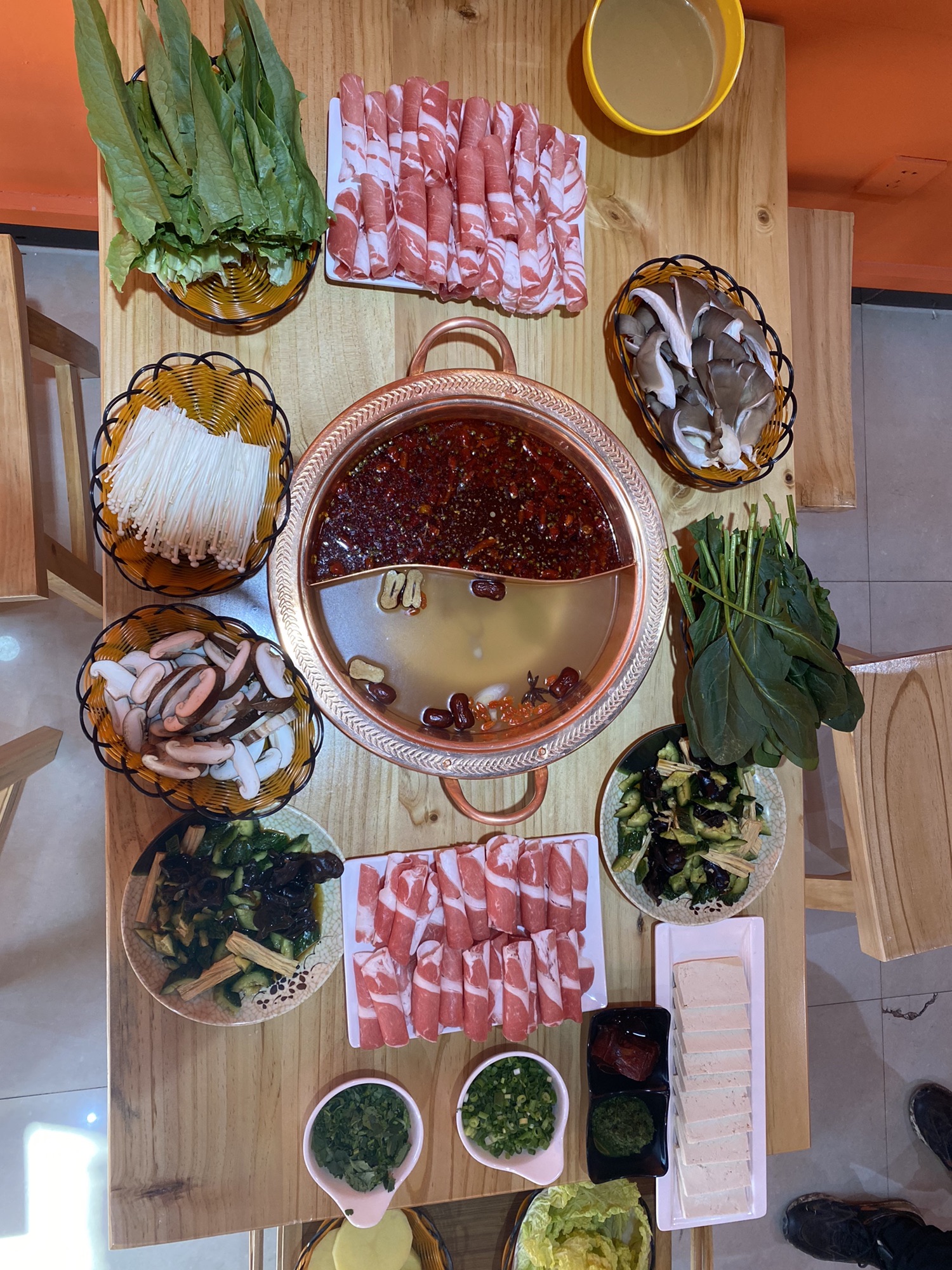 老铜桌涮肉