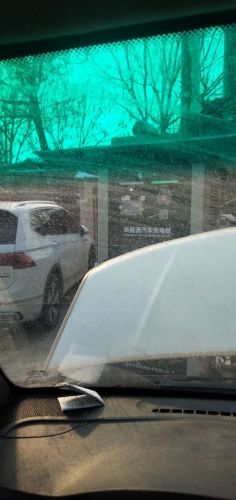 驴充充汽车充电站(恩旭便利店门口)