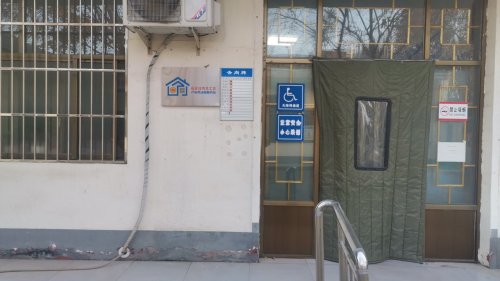 万城镇行政综合服务中心(户外劳动者服务站)
