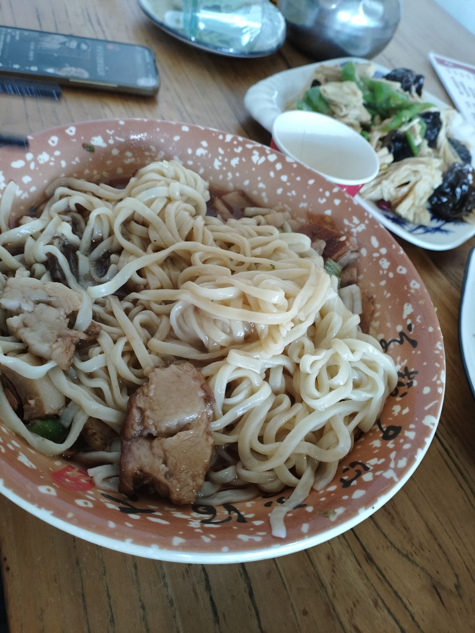 侯氏小酒馆