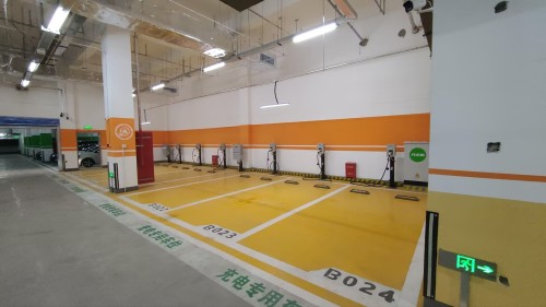 开迈斯汽车充电站(石家庄市高新假日酒店地下站)