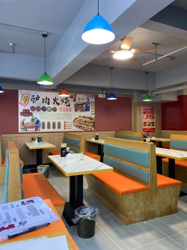 荣福兴驴肉火烧(机场店)