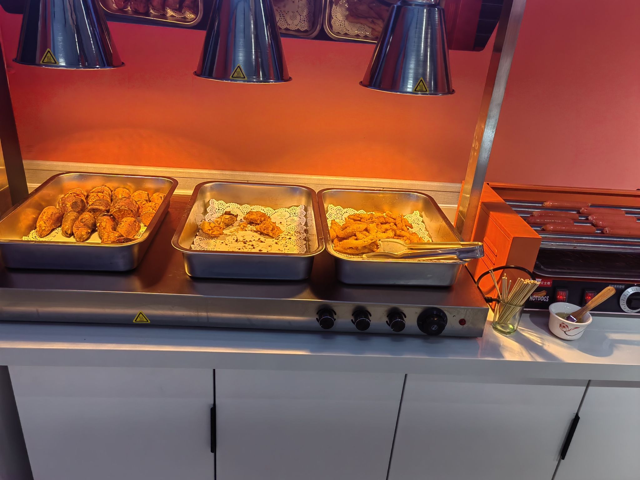 红哞自助骨头王(南宫店)