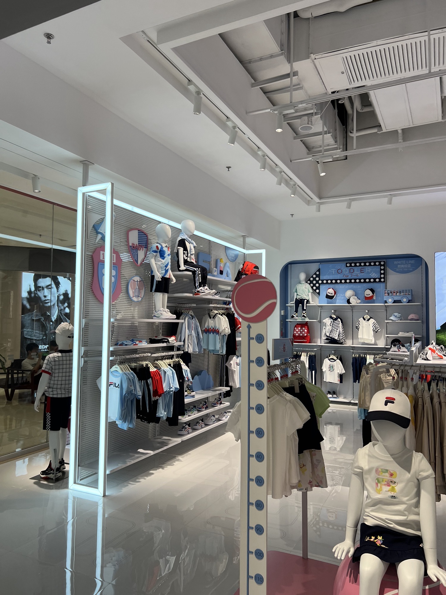 斐乐儿童店