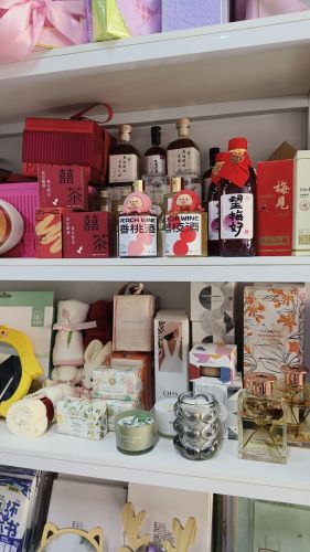 波妞杂货铺